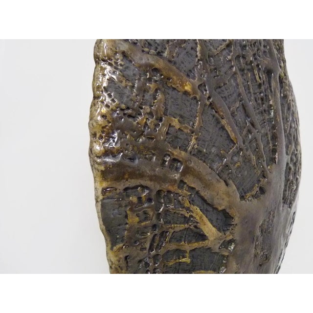 Gold Large Vintage Heart-Shaped Ceramic Vase, 1980s For Sale - Image 8 of 11