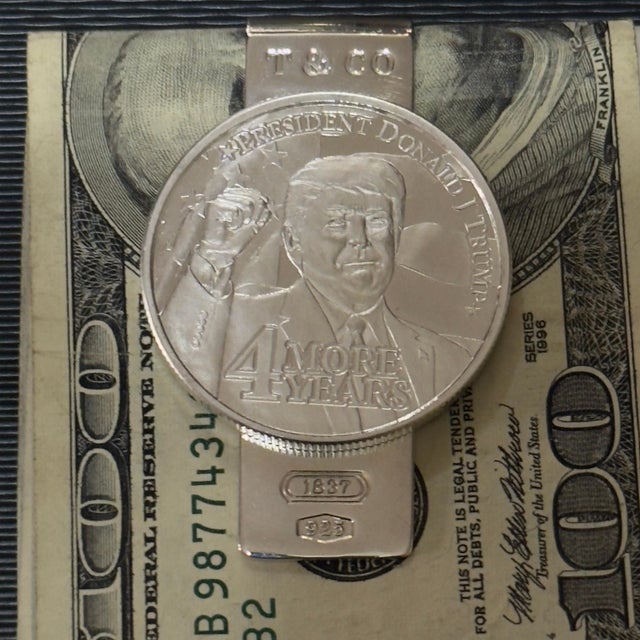 Metal 1990s Tiffany & Co Trump Money Clip Sterling Silver Estate For Sale - Image 7 of 9