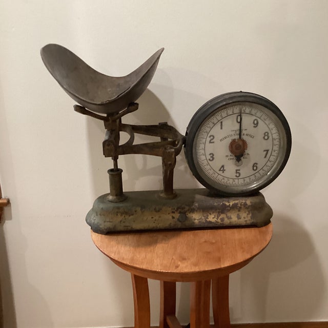 Antique Peerless Company Cast Iron Counter Scale Inspector Approved Stamped March 1837 For Sale - Image 11 of 12