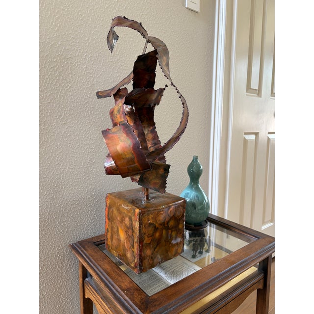Large 26” Vintage Brutalist Tabletop Sculpture by Frank Tenaglia, Signed 1973 Mixed Metal Ribbon Art For Sale - Image 9 of 13
