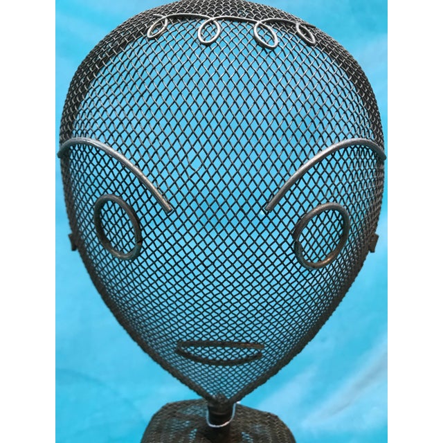 Off-white 1950s Fredric Weinberg Wire Mesh Bust Head Display Mannequin For Sale - Image 8 of 11