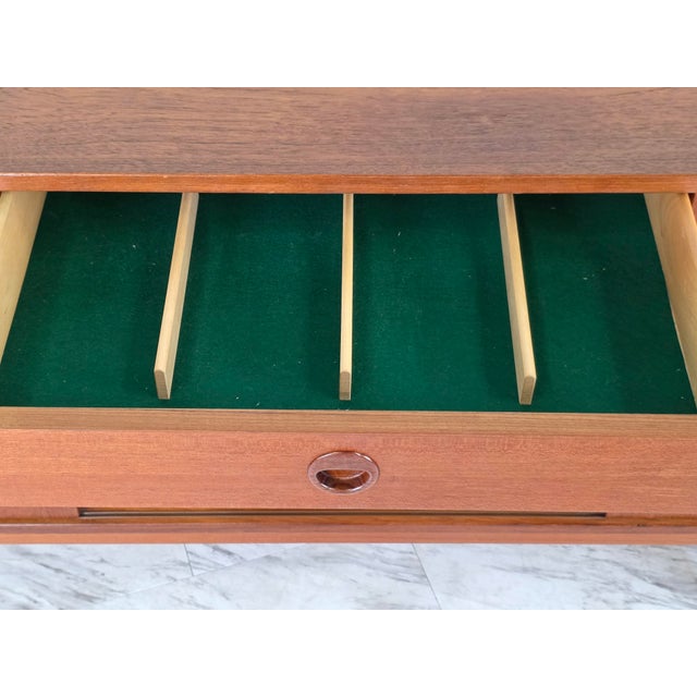 Mid 20th Century Swedish Teak Credenza in the Manner of Yvenge Ekstöm for Dux For Sale - Image 12 of 12