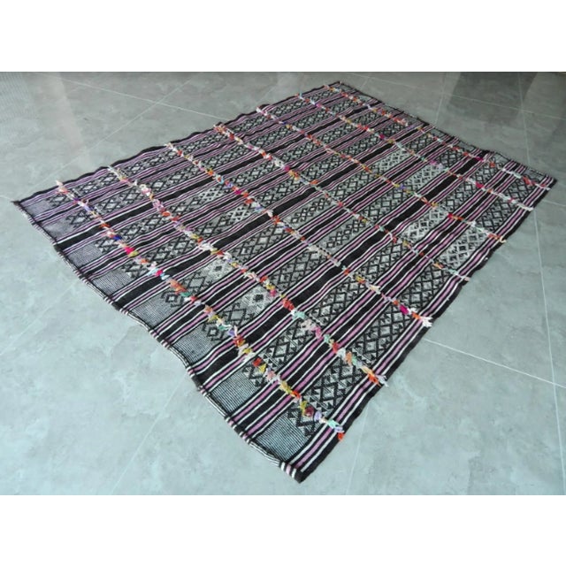 Vintage Turkish handmade Kilim rug - a cotton on goat hair, Turkish Kilim rug that is in used condition. 68.5'' X 92.1'' /...