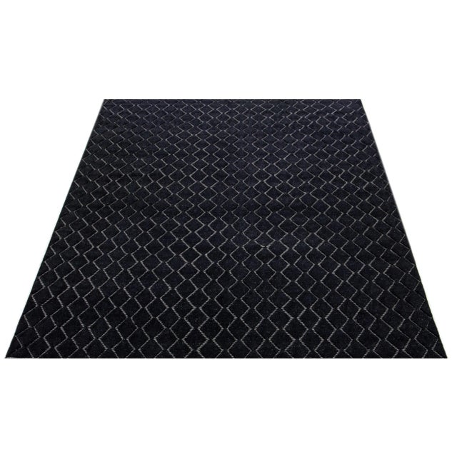 Contemporary 2010s Geometric Modern Moroccan Style Wool Rug in Black For Sale - Image 3 of 7