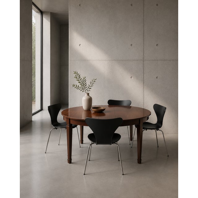 Mid-20th Century Hepplewhite Mahogany Dining Table with Extension, Denmark For Sale - Image 16 of 17