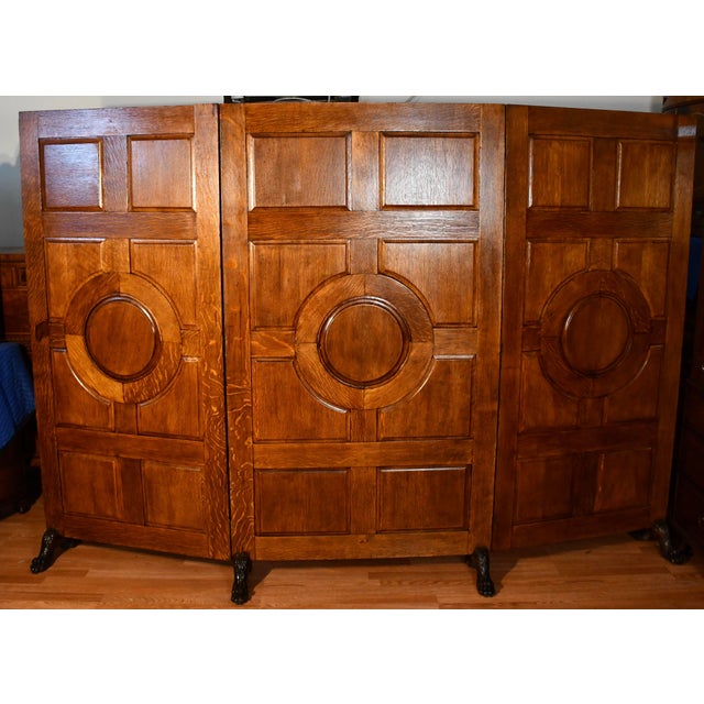 1890s English Carved Tiger Oak Three Panel Room Divider / Screen For Sale - Image 12 of 12