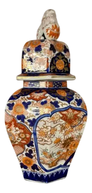 Antique Japanese Imari Octagonal Baluster Vase and Cover, 1900