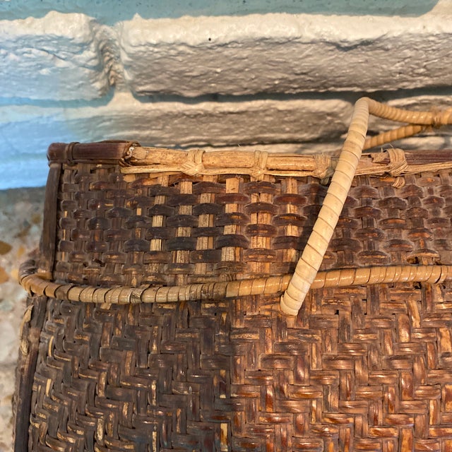 Textile Antique Early 20th Century Woven Grain Basket From the Philippines For Sale - Image 7 of 10