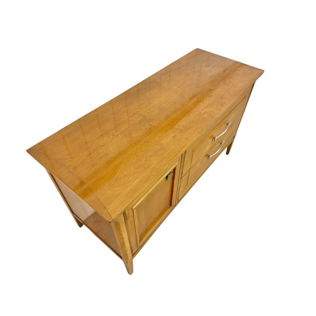 Mid-Century Modern Heywood Wakefield Sideboard For Sale In Philadelphia - Image 6 of 11