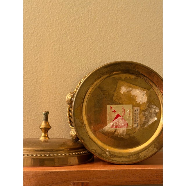 Vintage Hollywood Regency Brass Lidded Canister With Rope & Tassel Motif For Sale In Des Moines, IA - Image 6 of 9
