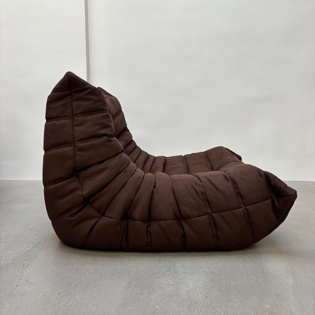 Mid-Century Modern Togo Armchair by Michel Ducaroy for Ligne Roset, 1970 For Sale - Image 3 of 5