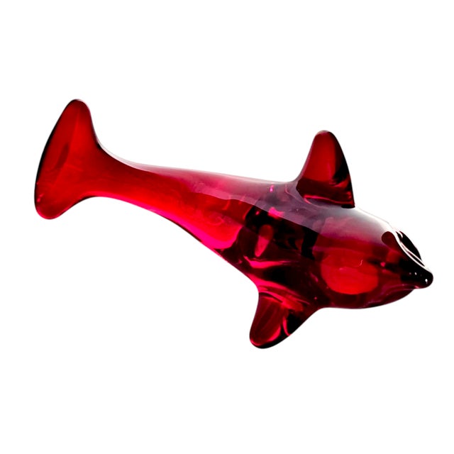 Figurative Daum France Handcrafted Red Crystal Dolphin Figurine – Exquisite French Art Glass For Sale - Image 3 of 5