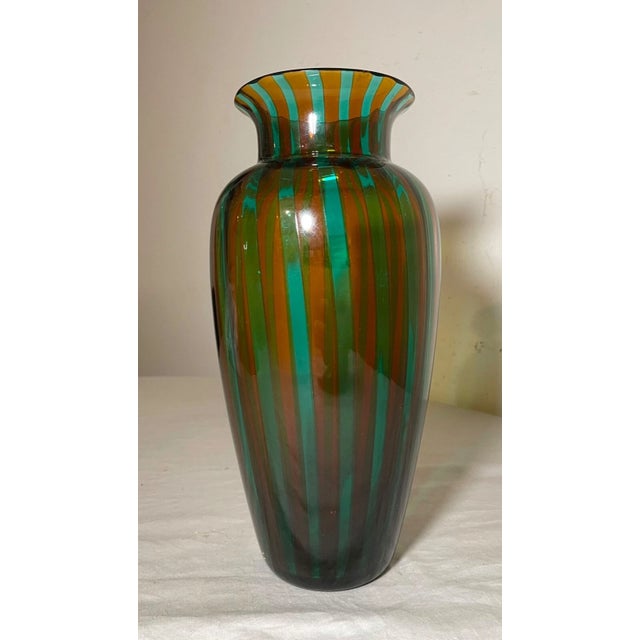 1980s Vintage Veart Venezia Venetian Italian Art Hand Blown Caned Green Glass Vase For Sale - Image 5 of 12