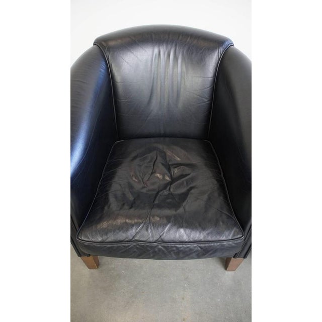 Set of English Black Cowhide Club Chairs For Sale - Image 5 of 14