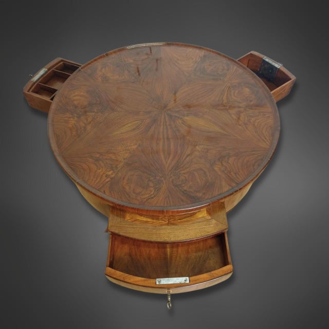Biedermeier Walnut Side Table with Rotating Top, 1825 For Sale - Image 6 of 16