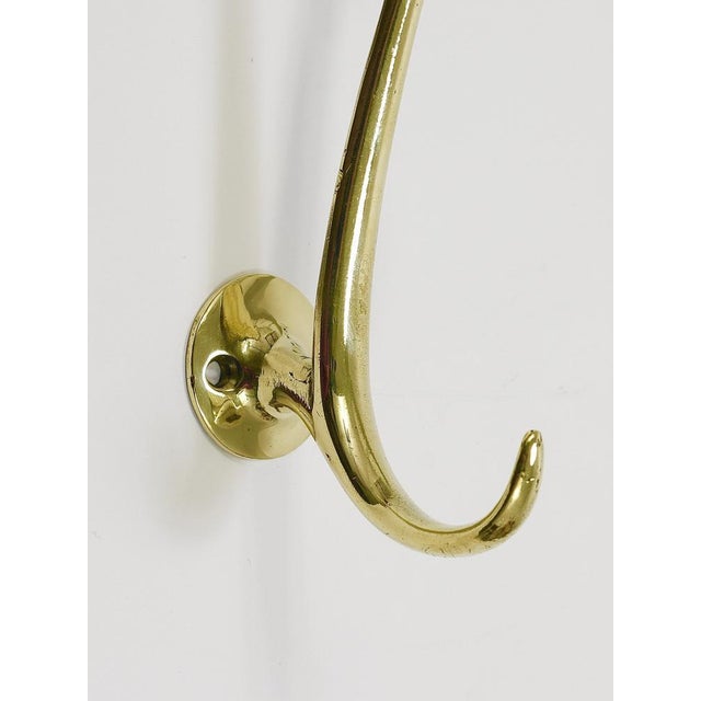 1950s Mid-Century Curved Brass Wall Coat Hook from Werkstätte Hagenauer Wien, 1950s For Sale - Image 5 of 13
