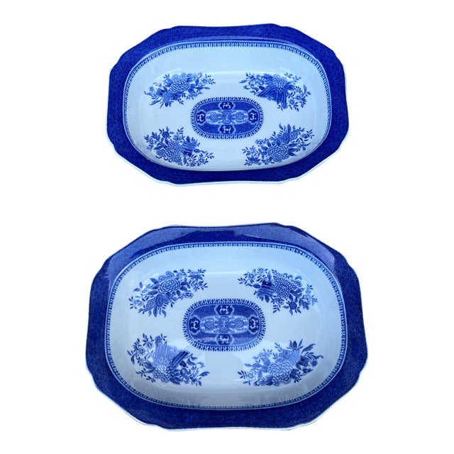 Pair of Copeland Spode Fitzhugh Blue Oval Vegetable Bowls, Circa 1960’s For Sale