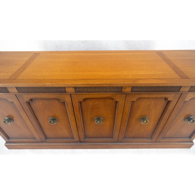 Fine Mid Century Modern Brown Mahogany 5 Doors Compartment Drawers Credenza MINT For Sale - Image 6 of 12
