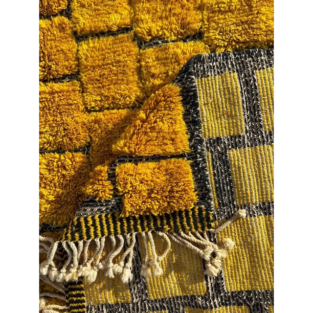Abstract Yellow Mrirt Moroccan Wool Rug – Handmade Thick Wool Berber Rug For Sale - Image 3 of 10