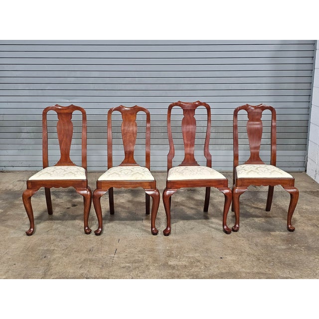 Queen Anne 1990s Set of 8 Henkel Harris Black Cherry Dining Room Chairs White Damask Fabric For Sale - Image 3 of 18