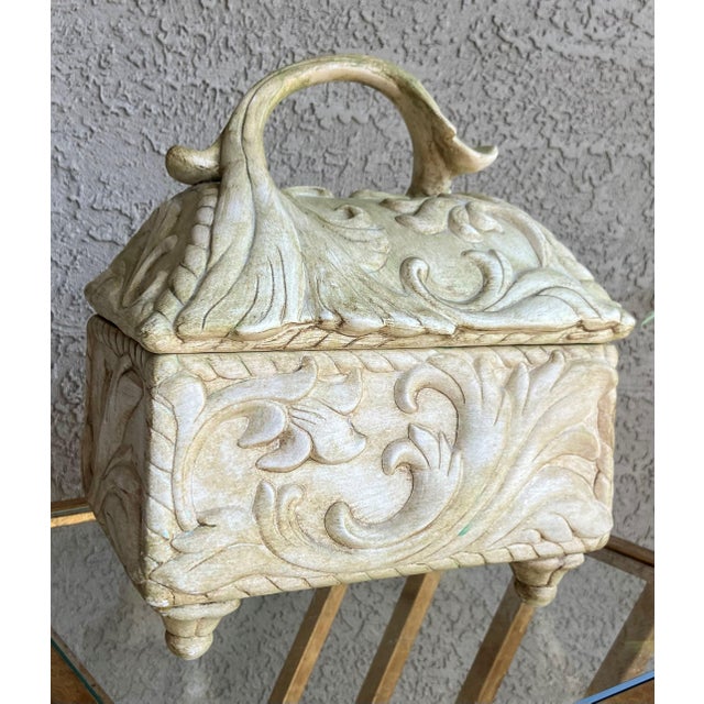 Circa 1960 Neoclassic-Style Ceramic Bisque Acanthus Leaf Lidded Centerpiece Box For Sale In Austin - Image 6 of 18
