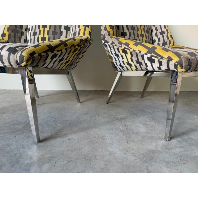 Thayer Coggin Geometric Fabric Upholstery Lounge Chairs With Chrome Legs – A Pair For Sale - Image 13 of 18