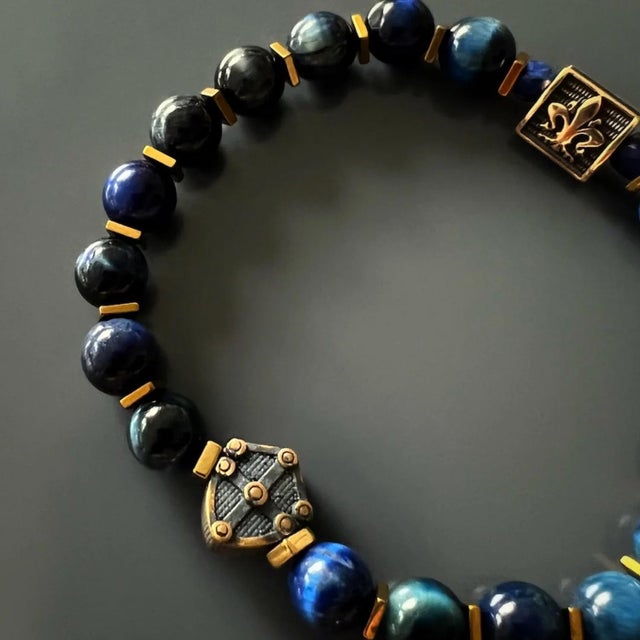Blue Tiger Eye Stone Shield Charm Beaded Bracelet For Sale In Miami - Image 6 of 8