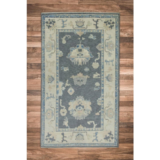Early 21st Century Gray Floral Design Handwoven Wool Turkish Oushak Rug 3'10" X 6'2" For Sale In Houston - Image 6 of 7