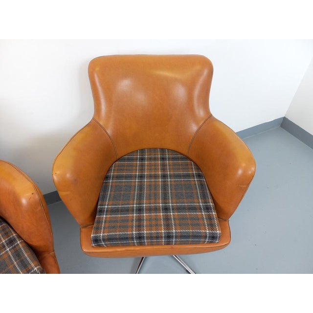 Set of Vintage Skai and Chrome Armchairs, 1970s For Sale - Image 6 of 18