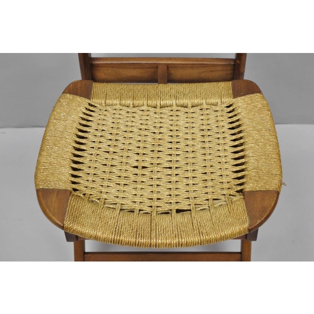 Mid 20th Century Vintage Mid Century Italian Modern Beech Wood Clothing Valet Chair Seat (A) For Sale - Image 5 of 18