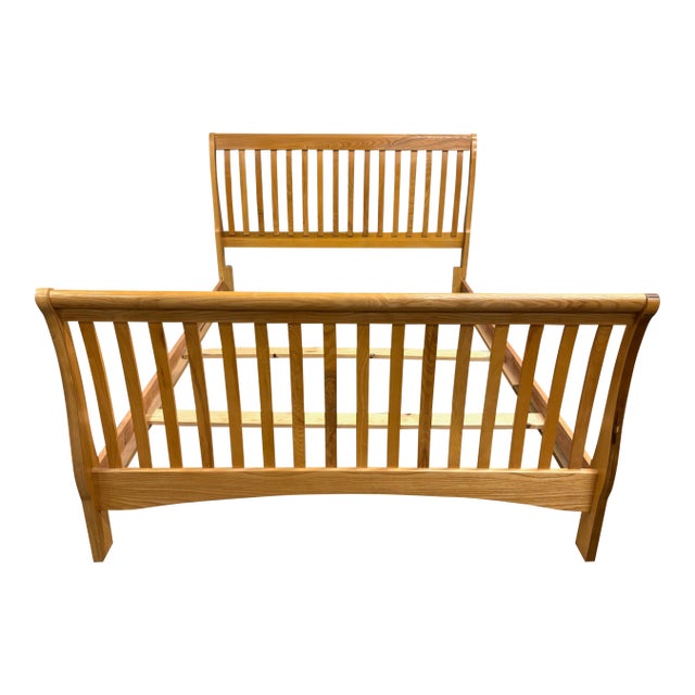 Vintage Vaughan Furniture Co Queen Size Mission Arts and Crafts Style Sleigh Bed For Sale