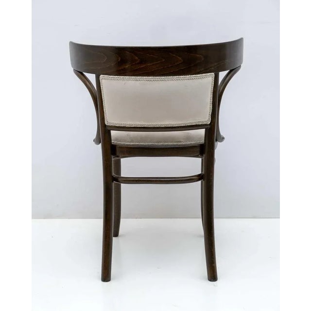 Thonet Chair with Curved Wooden Armrests, Austria, 1920s For Sale - Image 6 of 8