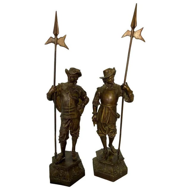 Pair of bronze cavalier statues - english prince charles i soldiers, 19th century. Such a good sartorial look to these...