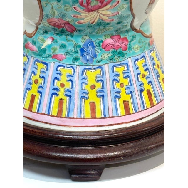 Early 19th Century Chinese Export Famille Rose (Fencai) Gu-Form, Now as a Lamp For Sale - Image 10 of 18