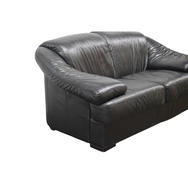 Modernist Italian Leather Loveseat For Sale - Image 4 of 7