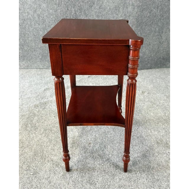 Vintage One-Drawer Fluted Leg Nightstand For Sale - Image 4 of 12