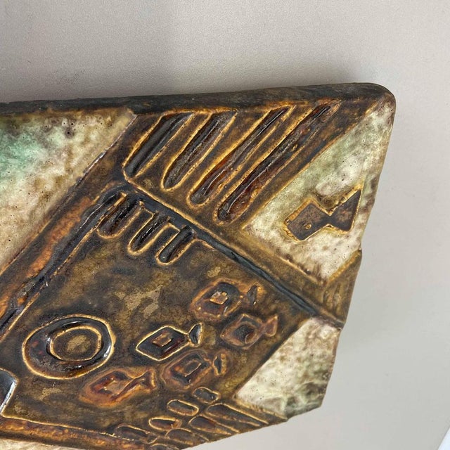 Modernist West German Ceramic Wall Plate from Helmut Schäffenacker, 1960s For Sale - Image 11 of 18