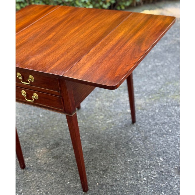 Traditional Henkel Harris Drop Leaf Pembroke Side Table For Sale - Image 3 of 9