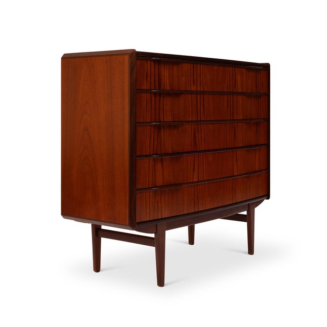 Mid-Century Modern Vintage Danish Mid-Century Five-Drawer Rosewood Dresser For Sale - Image 3 of 9