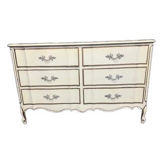 1960s Vintage Mid Century 6 Drawer French Provincial Dresser by Dixie Furniture For Sale