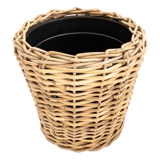 Artifacts Rattan Round Planter with Black Plastic Insert, Natural, 11" For Sale