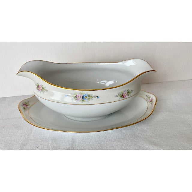 Early 20th Century Noritake Sedan Gravy Boat Attached Underplate Nippon Hand Painted M Wreath Excellent Condition For Sale - Image 11 of 11