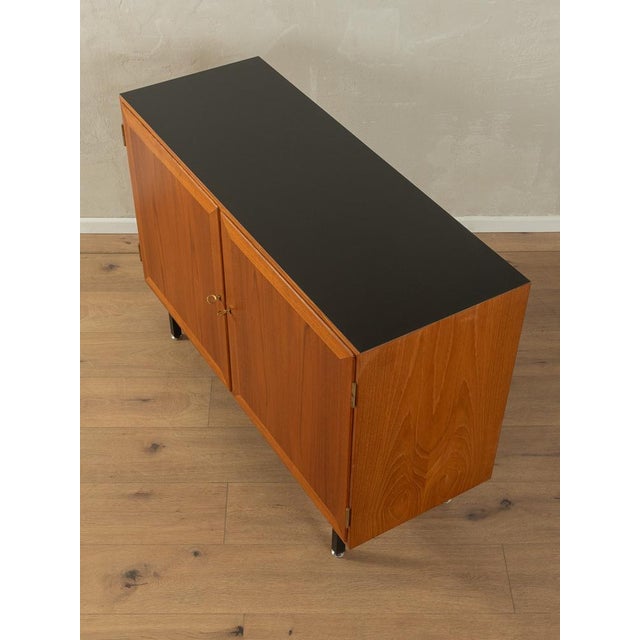 1960s Chest of Drawers by Poul Hundevad for Hundevad & Co., 1960s For Sale - Image 5 of 8