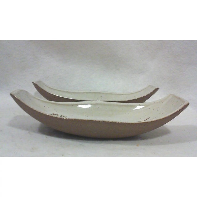 Mid-Century Modern 1960s Gordon and Jane Martz Boat Shape Decorative Floral Incised Tray or Dish, Marshall Studios-a Pair For Sale - Image 3 of 5
