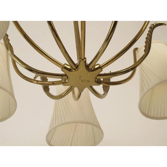 White Vintage Pendant Light in Brass with Silk Shades by Josef Frank, 1955 For Sale - Image 8 of 17