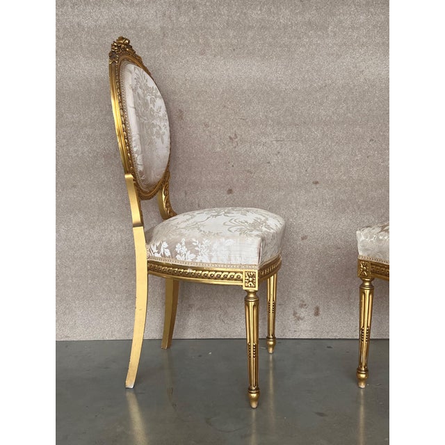 Wood Early 20th Century French Louis XVI Style Parcel Gilt and Painted Side Chair For Sale - Image 7 of 18