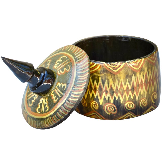 Vintage Handcrafted & Patterned West-African Natural Horn Vessel For Sale - Image 4 of 6