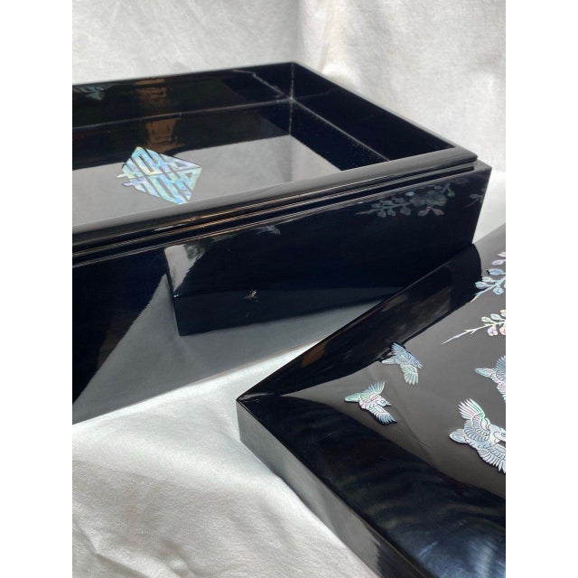 Wood Late 20th Century Korean Mother-of-Pearl Lacquer Document Box With Birds & Blossoms For Sale - Image 7 of 16