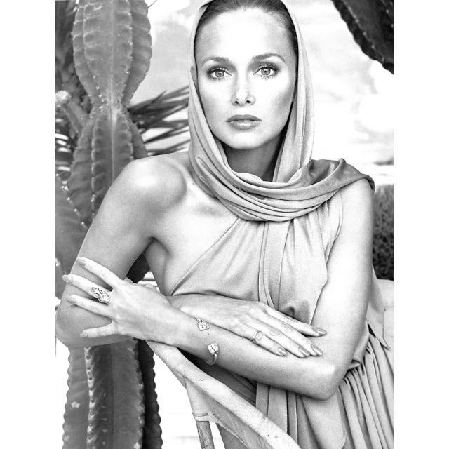 Paper "Skrebneski: Five Beautiful Women" 1987 For Sale - Image 7 of 12