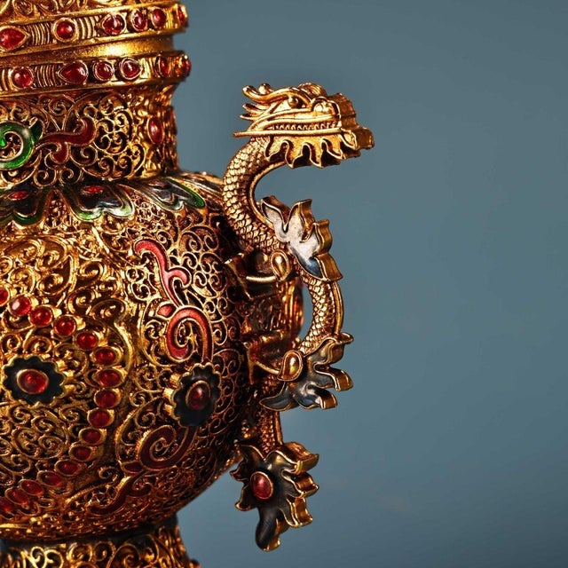Gold Pair of Vintage Chinese Gilt Bronze Filigree Vases - Dragon Handles & Gemstone Inlay For Sale - Image 8 of 10